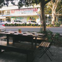 Francie’s Pizzeria - Mackay Tourism 2