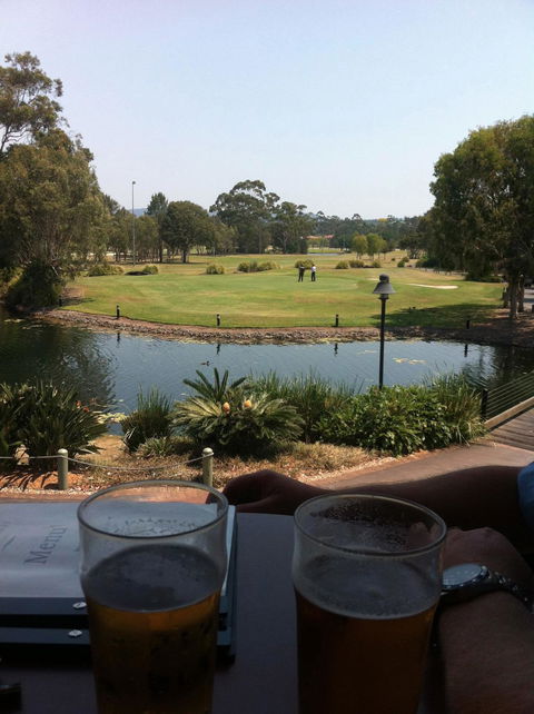 Emerald Lakes Golf Club - Mackay Tourism 4
