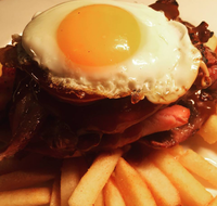 Warilla Hotel - Mackay Tourism