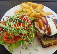 Illawong Hotel - Mackay Tourism