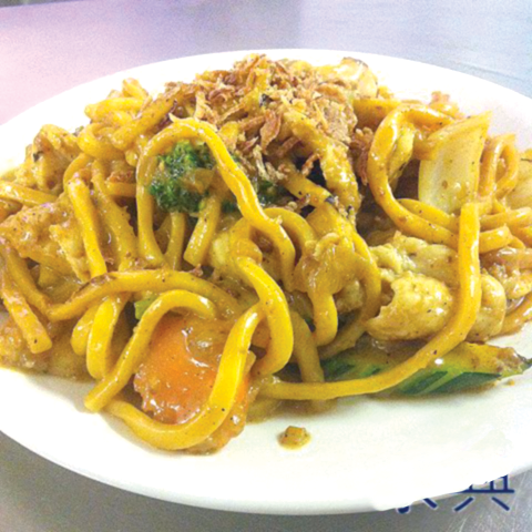 Gold Medal Malaysian & Chinese Restaurant - Mackay Tourism 3