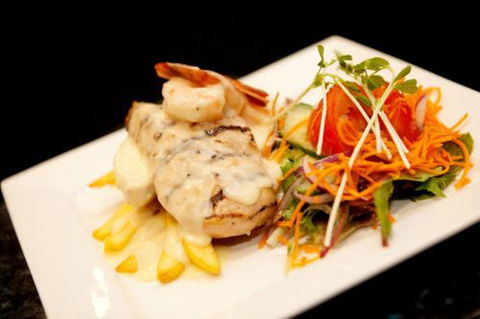 Channels Family Restaurant - Mackay Tourism 3