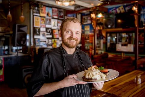KC’s Bar & Grill - Mackay Tourism 1