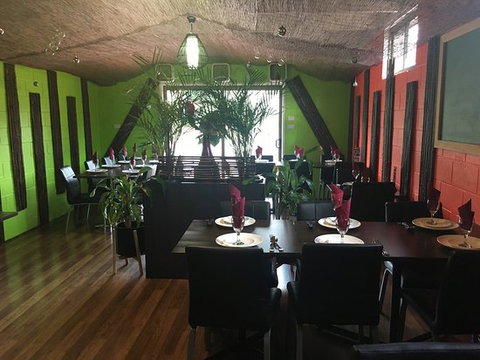 Yim Thai Gloucester - Mackay Tourism 1