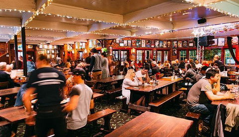 Settlers Tavern - Mackay Tourism 13