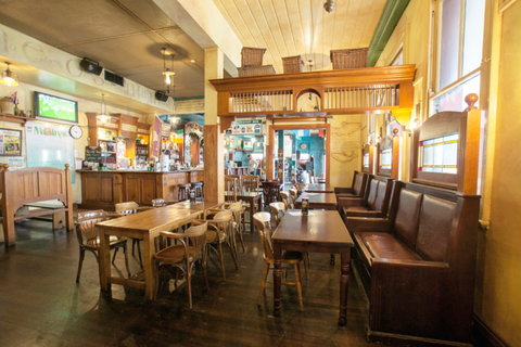 Molly Malones Irish Pub - Mackay Tourism 4