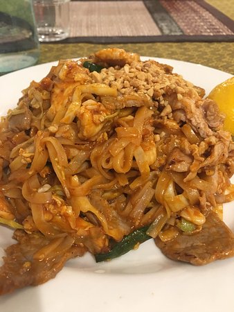 Ban Thai Restaurant - Mackay Tourism 0