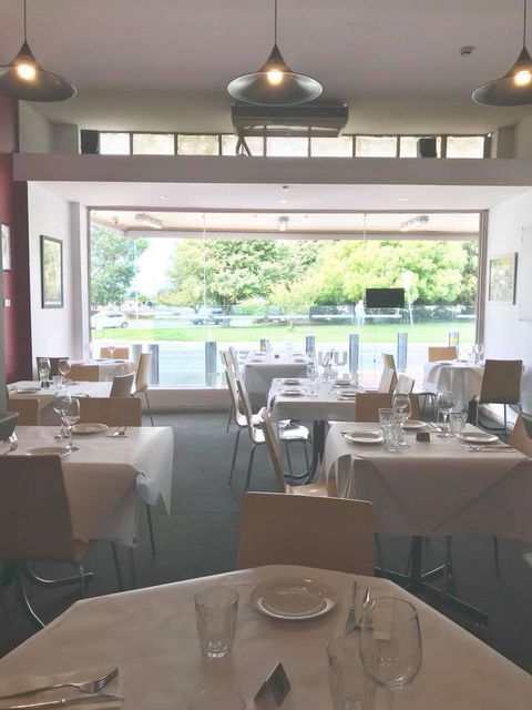 SKs Indian Restaurant - Mackay Tourism 5