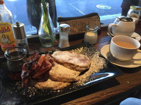 The Lansdowne Cafe - Mackay Tourism 0