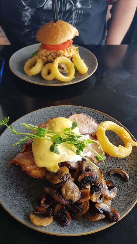 The Lansdowne Cafe - Mackay Tourism 4