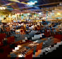 Cape Grim Grill  Kauri Bistro - Mackay Tourism