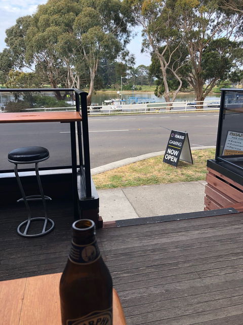 The Wharf Hotel Wynyard - Mackay Tourism 1