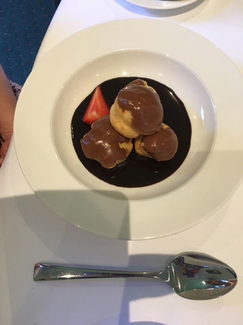 Bentley Pines Restaurant - Mackay Tourism 3