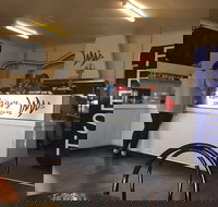 Fishers On Beach Rd - Mackay Tourism