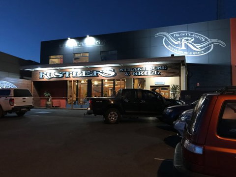 Rustlers Steakhouse And Grill - Mackay Tourism 0