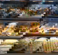 Lancelin Cafe  Pizza - Mackay Tourism