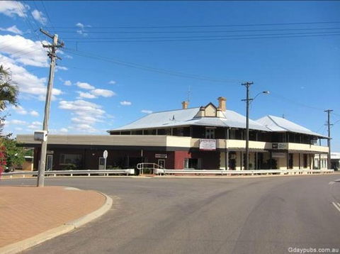 Northampton Motor Hotel - Mackay Tourism 0