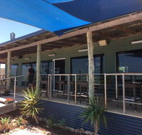 Shark Bay Ocean Park Aquarium - Mackay Tourism