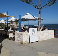 The White Elephant Beach Cafe - Mackay Tourism