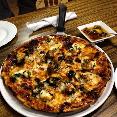 Marryatville Pizza Pan - Mackay Tourism 0