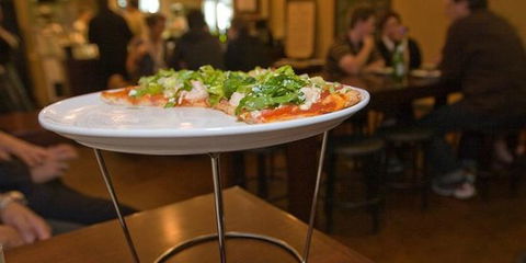 Grotto Pizza-teca - Mackay Tourism 0