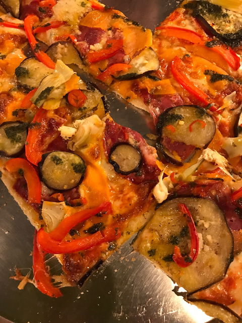 Grotto Pizza-teca - Mackay Tourism 14