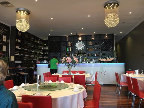 Vietnam Sunrise - Mackay Tourism 0