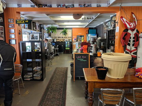 Amberlight Motorcycle - Mackay Tourism 0