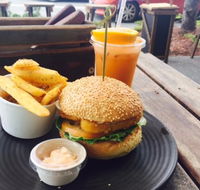 Moo-Free Burgers - Mackay Tourism