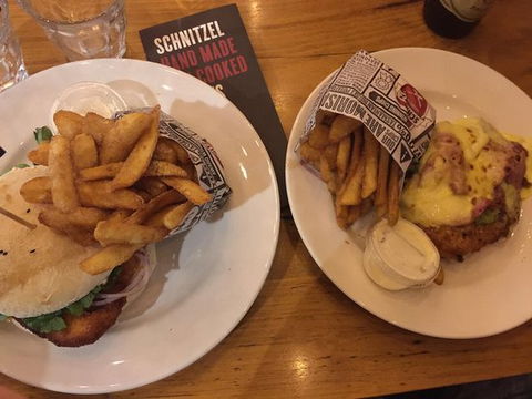 Schnitz - Mackay Tourism 0