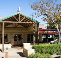 Russell Tavern - Mackay Tourism