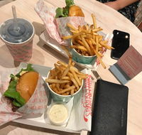 Betty's Burgers  Concrete Co - Mackay Tourism