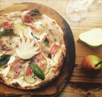 Woodfire Cafe Pizzieria - Mackay Tourism