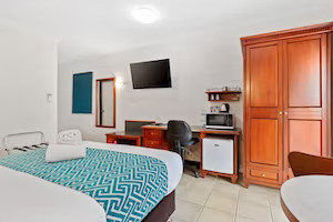 The Coffee House Apartments & Bistro - Mackay Tourism 2