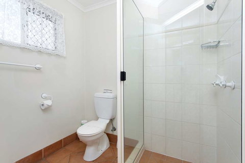 Glenmore Tavern - Mackay Tourism 1