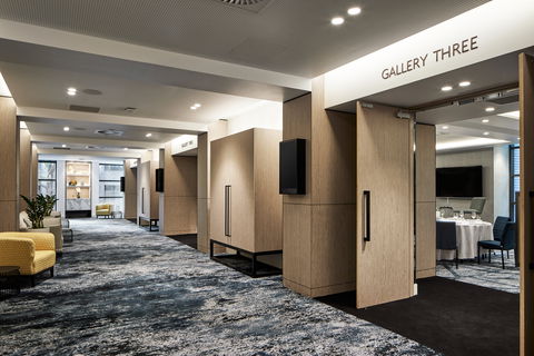 Crowne Plaza Sydney Darling Harbour - Mackay Tourism 9
