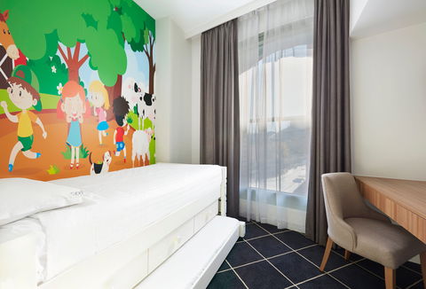 Holiday Inn Darling Harbour - Mackay Tourism 6