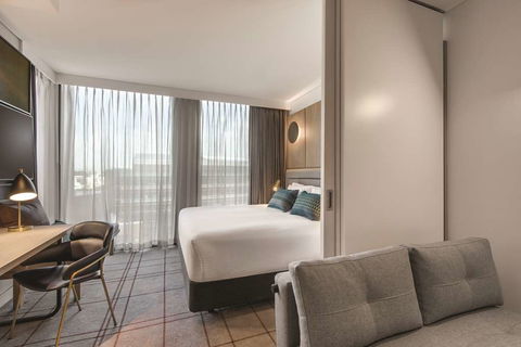 Vibe Hotel Sydney Darling Harbour - Mackay Tourism 11