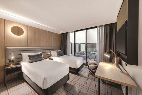 Vibe Hotel Sydney Darling Harbour - Mackay Tourism 15