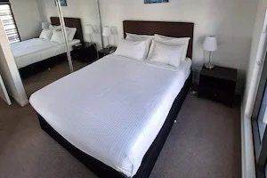 Fleet Lane Apartments - Mackay Tourism 3