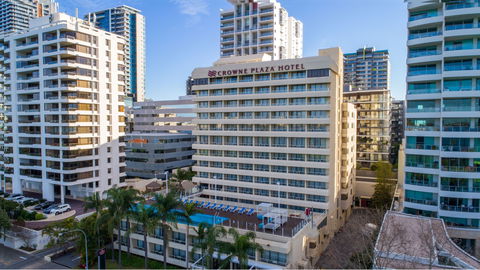 Crowne Plaza Perth - Mackay Tourism 1