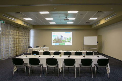 Nesuto Mounts Bay Perth Apartment Hotel - Mackay Tourism 2