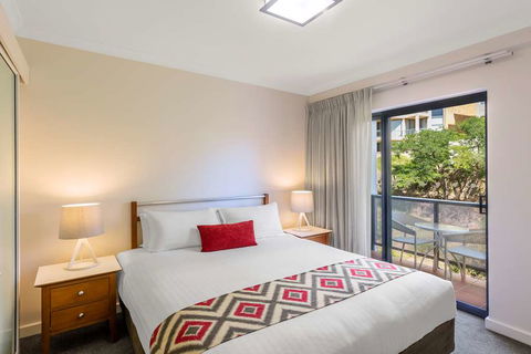 Nesuto Mounts Bay Perth Apartment Hotel - Mackay Tourism 3