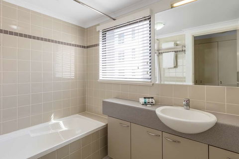 Nesuto Mounts Bay Perth Apartment Hotel - Mackay Tourism 4