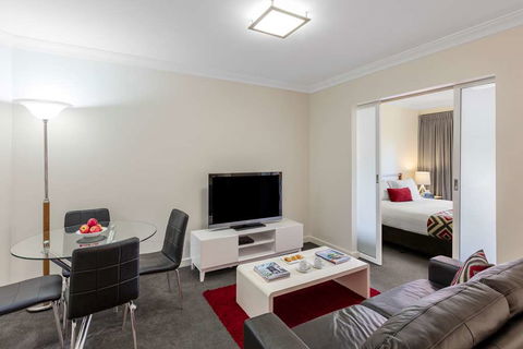 Nesuto Mounts Bay Perth Apartment Hotel - Mackay Tourism 11