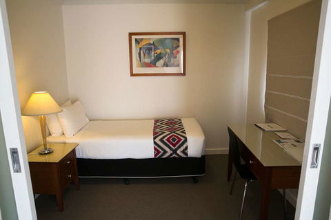 Nesuto Mounts Bay Perth Apartment Hotel - Mackay Tourism 13