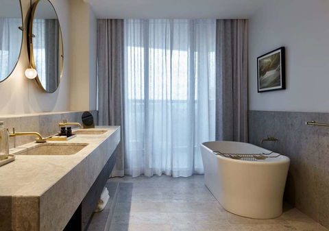 Eos By SkyCity - Mackay Tourism 3