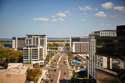 Holiday Inn Sydney Airport - Mackay Tourism 2
