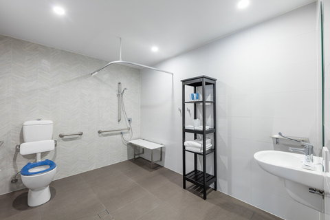 Meriton Suites Sydney Airport - Mackay Tourism 10