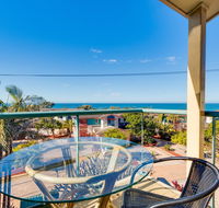 Aqualuna Beach Resort - Mackay Tourism